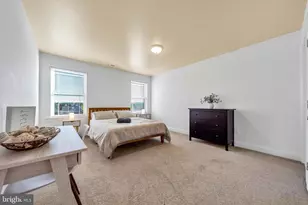 129 W Sixth St, Bridgeport, PA 19405 - Photo 25