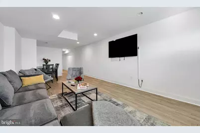 129 W Sixth St, Bridgeport, PA 19405 - Photo 31