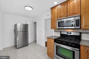 439 E 11th Ave, Conshohocken, PA 19428 - Photo 9