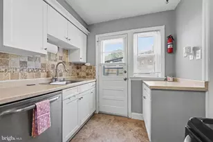 811 Spruce St, Pottstown, PA 19464 - Photo 11