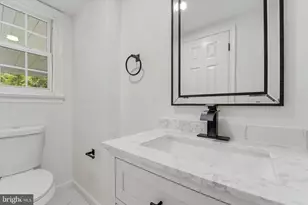 704 Crooked Ln, King of Prussia, PA 19406 - Photo 17