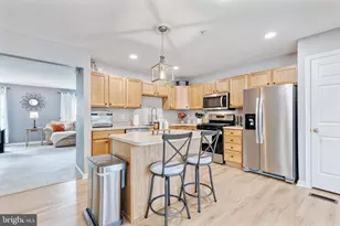 103 Brookview Ln, Pottstown, PA 19464 - Photo 15