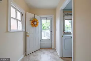 551 Main St, Pennsburg, PA 18073 - Photo 25