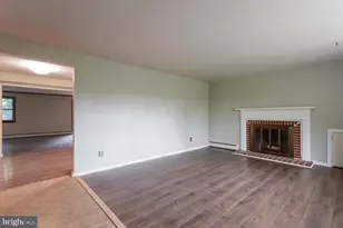 110 Knollwood Dr, Lansdale, PA 19446 - Photo 5