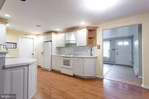 110 Knollwood Dr, Lansdale, PA 19446 - Photo 11