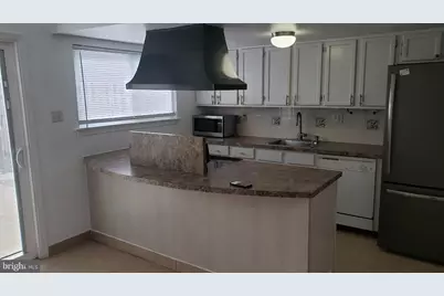 126 Wellington Ter Unit #11-L, Lansdale, PA 19446 - Photo 3