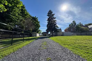 431 Main St, East Greenville, PA 18041 - Photo 45