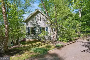 8901 Montgomery Ave, Wyndmoor, PA 19038 - Photo 1