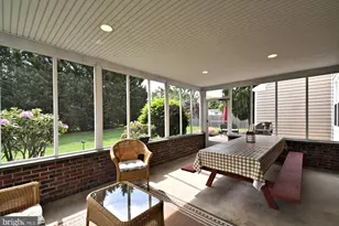 104 Pioneer Dr, Lansdale, PA 19446 - Photo 11