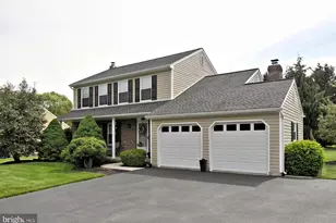 104 Pioneer Dr, Lansdale, PA 19446 - Photo 1
