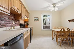 26 Iroquois Dr, Royersford, PA 19468 - Photo 13