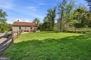 2301 N Charlotte St, Pottstown, PA 19464 - Photo 21