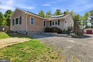 2301 N Charlotte St, Pottstown, PA 19464 - Photo 1