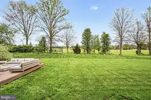 30 Hickory Valley Dr, Gilbertsville, PA 19525 - Photo 3