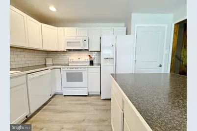 4156 E Campbell Road E, Pennsburg, PA 18073 - Photo 9