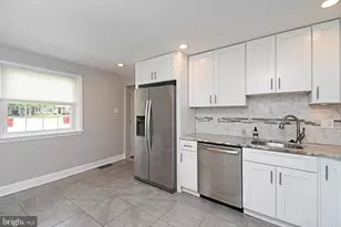 2108 N Line St, Lansdale, PA 19446 - Photo 11