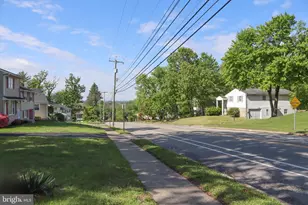 1317 Fitzwatertown Rd, Abington, PA 19001 - Photo 9