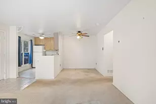 2009 Foxmeadow Dr, Royersford, PA 19468 - Photo 5