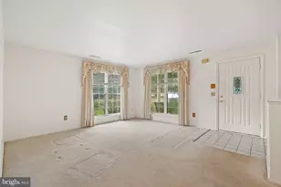 2009 Foxmeadow Dr, Royersford, PA 19468 - Photo 7