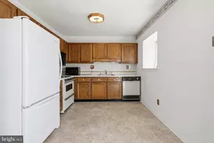 538 Canterbury Rd, West Norriton, PA 19403 - Photo 9