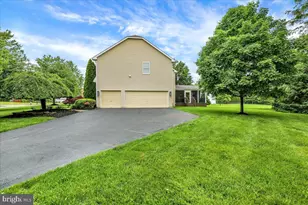4 Ashbridge Ct, Collegeville, PA 19426 - Photo 61