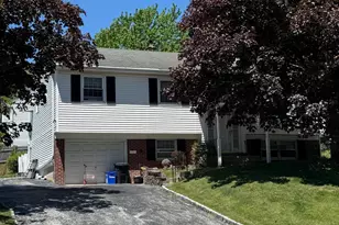 1701 Monterey Dr, Plymouth Meeting, PA 19462 - Photo 1