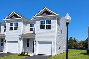 874 Peaceful Ln, Pennsburg, PA 18073 - Photo 1