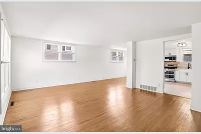2960 Sunnycrest Road, Willow Grove, PA 19090 - Photo 5