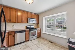 537 Bassett Ln, West Norriton, PA 19403 - Photo 11