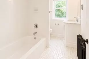 22 Balligomingo Rd, Conshohocken, PA 19428 - Photo 9