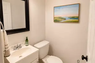 22 Balligomingo Rd, Conshohocken, PA 19428 - Photo 9
