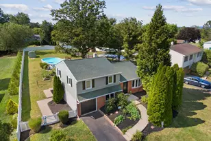 167 Meadowland Dr, Red Hill, PA 18076 - Photo 3