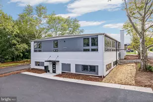 300 Penn St, Pennsburg, PA 18073 - Photo 15