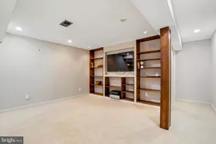 1137 Springmont Cir, Bryn Mawr, PA 19010 - Photo 33
