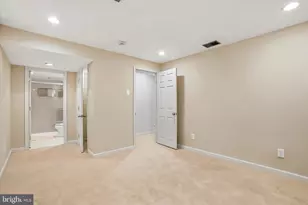 1137 Springmont Cir, Bryn Mawr, PA 19010 - Photo 31
