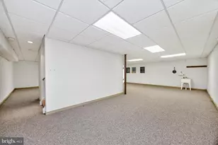 976 Stuart Dr, Pottstown, PA 19464 - Photo 49