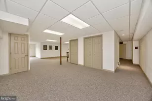 976 Stuart Dr, Pottstown, PA 19464 - Photo 47