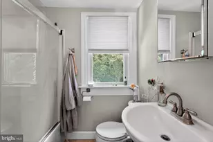 475 Old Elm St, Conshohocken, PA 19428 - Photo 17
