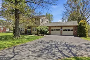17 Derstine Rd, Hatfield, PA 19440 - Photo 1