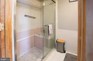633 E Elm St, Norristown, PA 19401 - Photo 13