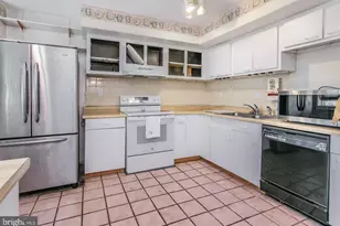 633 E Elm St, Norristown, PA 19401 - Photo 9