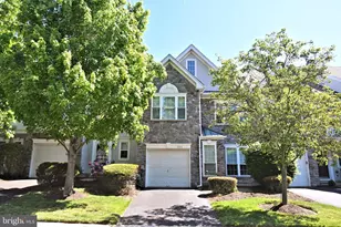 604 Ascot Ct, North Wales, PA 19454 - Photo 1