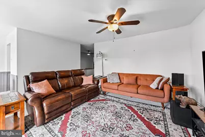 810 Meadowview Lane #810, Mont Clare, PA 19453 - Photo 5