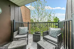 810 Meadowview Ln, Mont Clare, PA 19453 - Photo 11