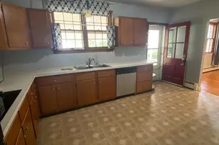 1002 Windsor Ave, Dresher, PA 19025 - Photo 13