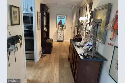 1001 City Avenue #W-114A, Wynnewood, PA 19096 - Photo 3