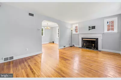 102 Rock Glen Road, Wynnewood, PA 19096 - Photo 13