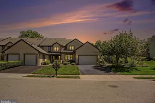 944 Hedgerow Ct, Blue Bell, PA 19422 - Photo 1