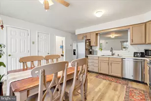 113 Winged Foot Ct, Royersford, PA 19468 - Photo 7