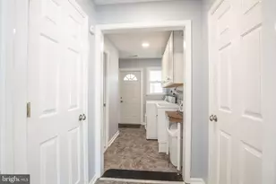2284 Locust Dr, Lansdale, PA 19446 - Photo 17
